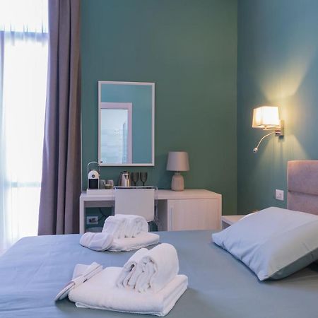 Le Suite Crotone Luaran gambar